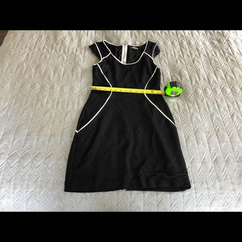 Express black & white business casual dress